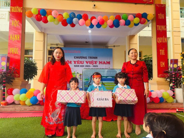 Chương trình tôi yêu việt nam năm học 2024-2025